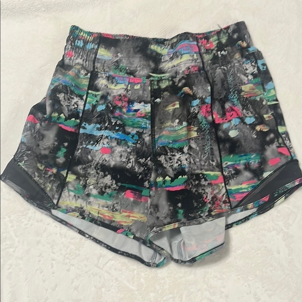 Lululemon Athletica Black and Green Athletic Shorts - Picture 6 of 8